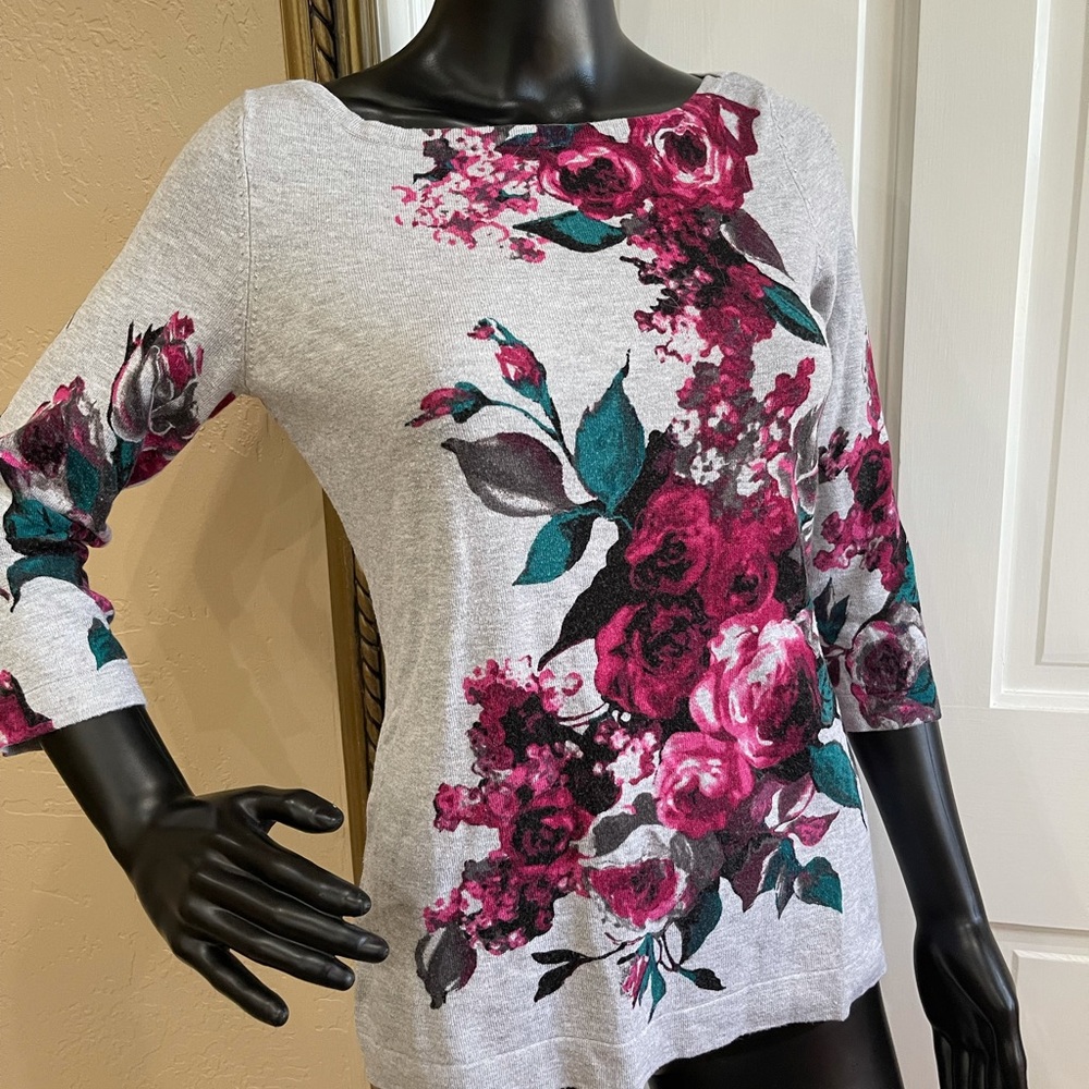 White house black market floral sweater